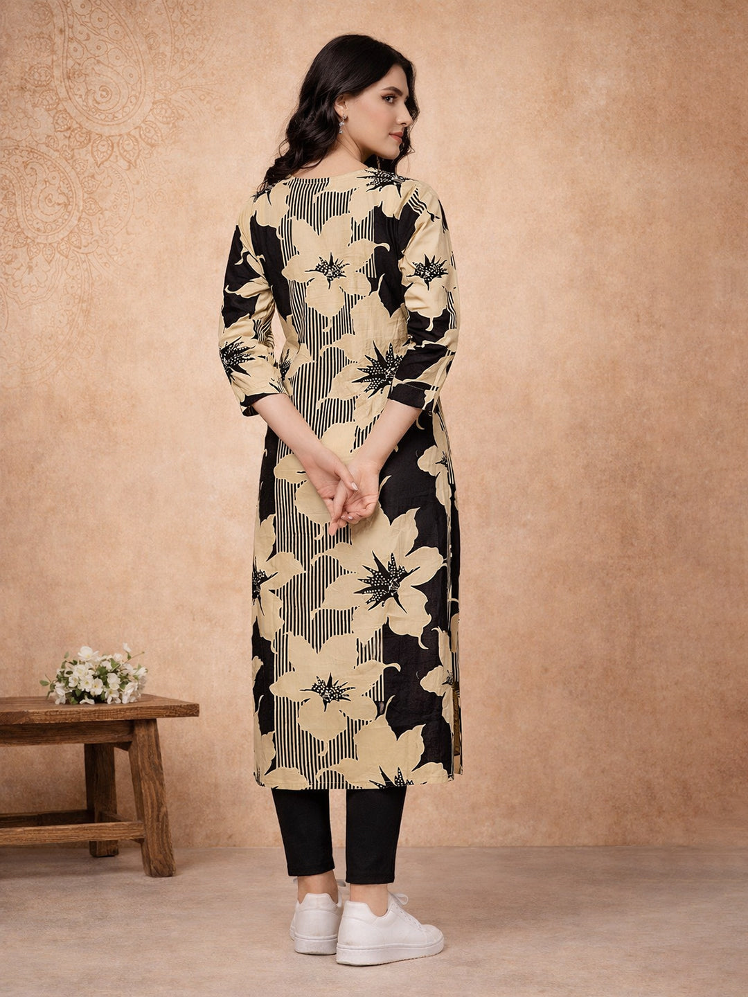 Black Floral Printed Kurti