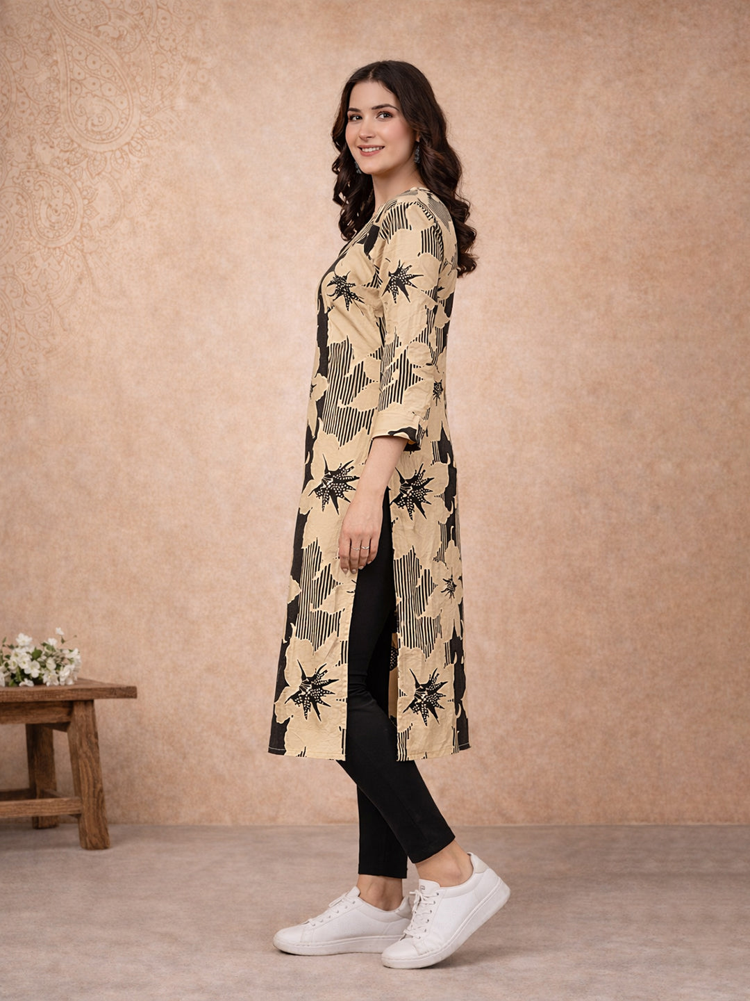 Black Floral Printed Kurti